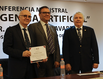 Imparten Conferencia Magistral "Inteligencia Artificial"