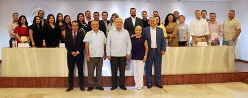 Reciben profesionales del Derecho constancias de certificación en Impartición de Justicia para Adolescentes