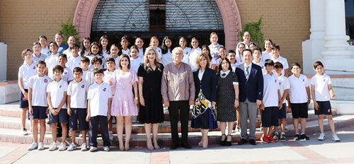 Visitan edificio sede del Poder Judicial del Estado