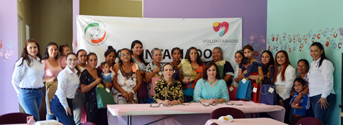 Festeja a mamás de la invasión Nueva Ilusión