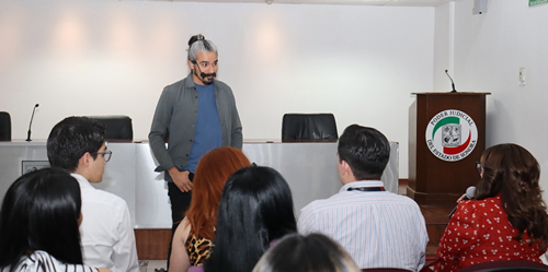 Se imparte conferencia sobre “Masculinidades”