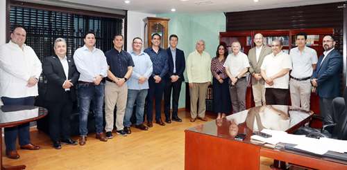 Se reúne Presidente Rafael Acuña Griego con el Diputado Omar Francisco Del Valle Colosio