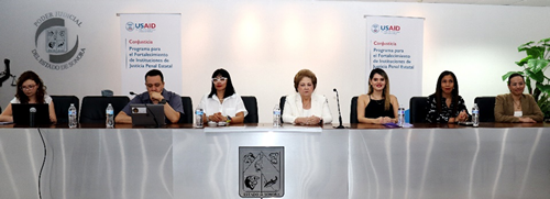 Se reúne Presidente Rafael Acuña Griego con la Diputada Claudia Zulema Bours Corral