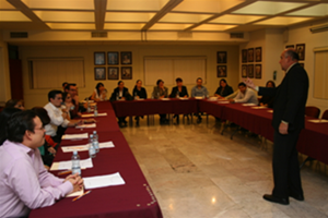 Sobre Programación Neurolingüistica impartió el maestro Francisco Javier Ruiz Ruiz