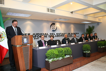 Presenta informe de trabajo el STJ