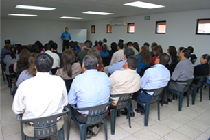 Asiste a curso de Actualización en Materia Procesal Penal