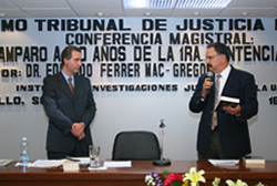 Ferrer Mac-Gregor impartió conferencia magistral