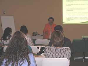 Asisten a curso de Derecho Procesal de la Familia