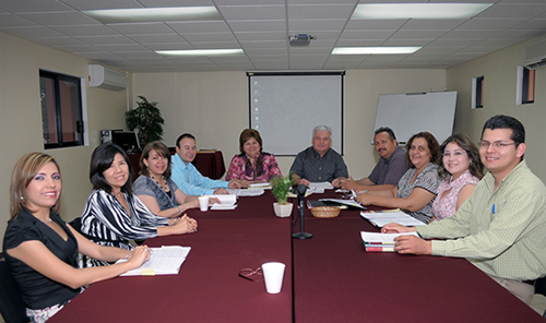 Sostienen reunión de trabajo magistrados y jueces del sur del Estado