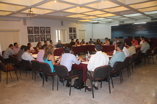 La magistrada Sandra Luz Verdugo Palacios preside una sesión más del Seminario de Análisis Jurisprudencial