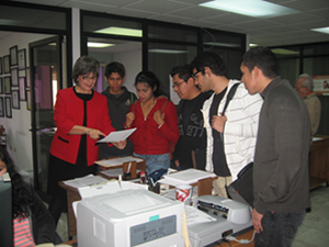 Estudiantes de la UNISON visitan el Centro de Justicia Alternativa