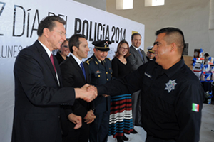 Festejan a Policías Estatales en su día