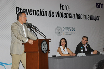 Asiste Presidente del STJ a Foro "Prevención de violencia hacia la Mujer"