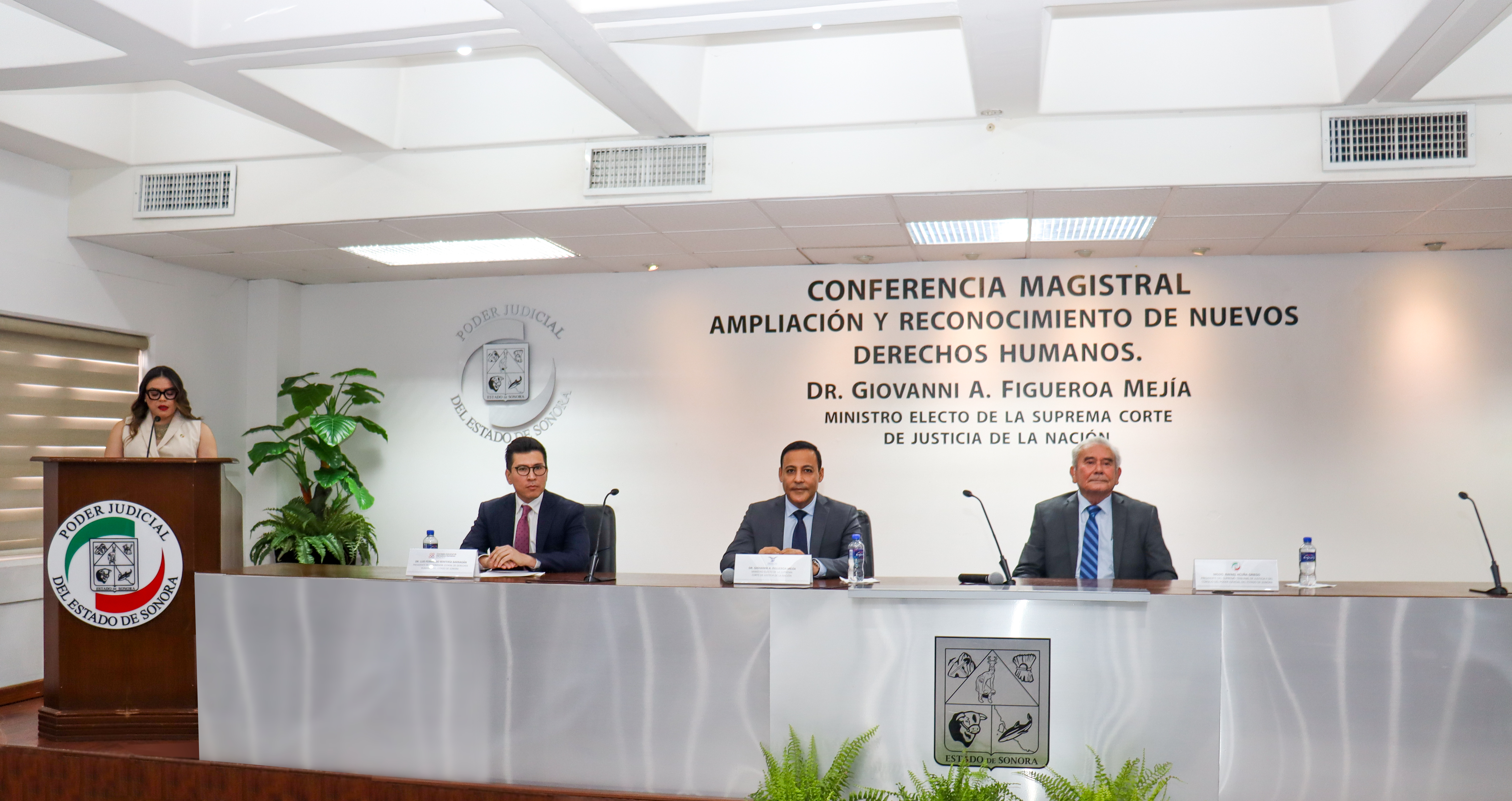 Dr. Giovanni Figueroa Mejía, Ministro Electo de la Suprema Corte de Justicia de la Nación, imparte conferencia sobre: “Reconocimiento y Ampliación de nuevos Derechos Humanos”